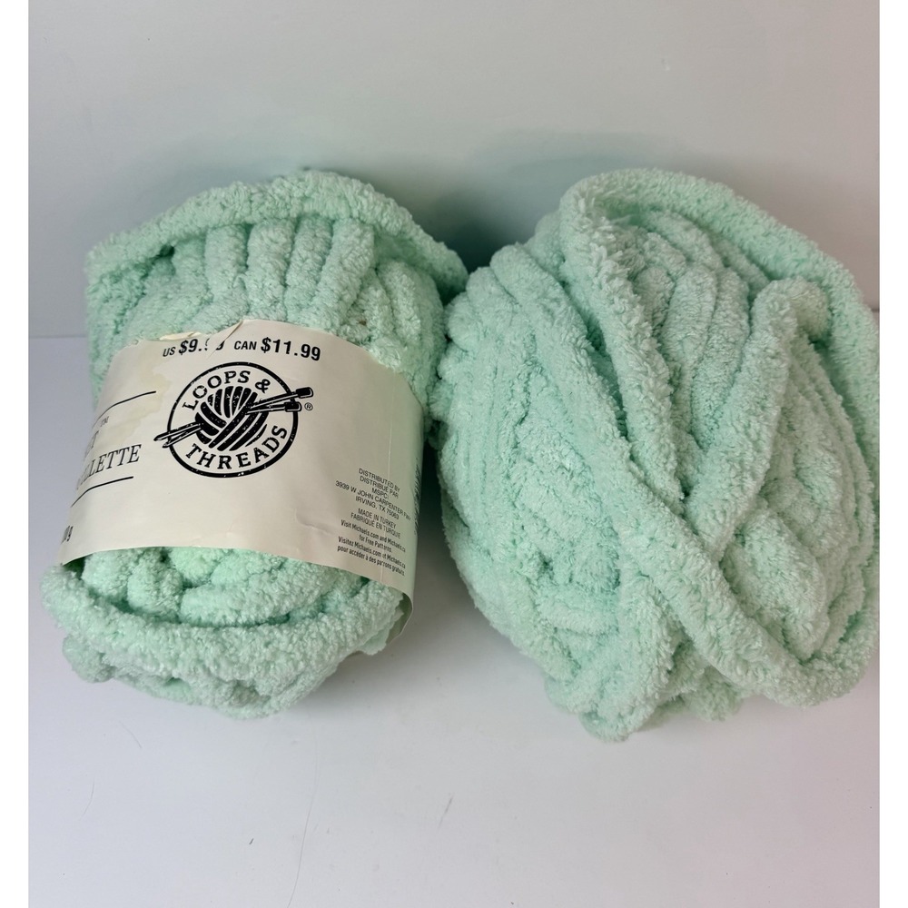 Loops & Threads Cozy Blanket Yarn "Bay" 10.5 Oz 32 Yds Each Jumbo Lot Of 2